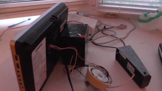 РЕМОНТ ВИДЕОДОМОФОНА COMMAX.Порвали провода на стройке. смотреть онлайн