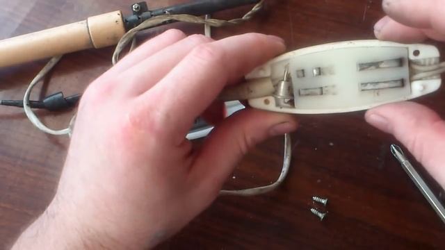 Примитивный регулятор для паяльника. Диод и выключатель. смотреть онлайн