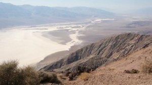 Долиною плача...