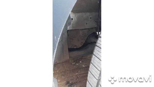 Haval F7. На пробеге 4500 км. открутился и выпал болт крепления коробки передач. смотреть онлайн