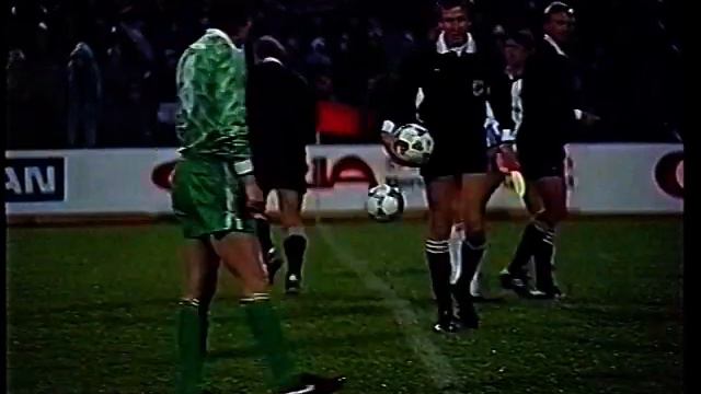 1989-90 UEFA Cup Winners Cup - Torpedo Moscow v. Grasshoppers. Full Match (part 1 of 8). смотреть онлайн