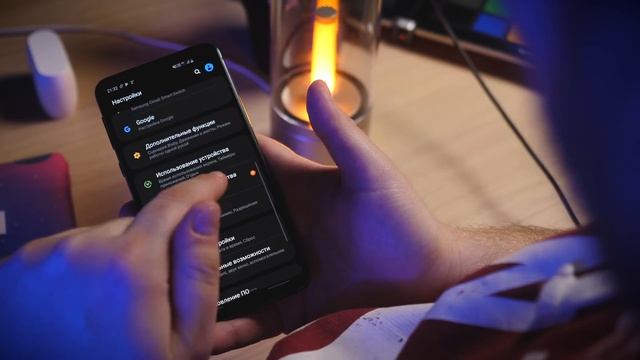 Samsung Galaxy S10e против iPhone Xr — Битва «доступных» флагманов! смотреть онлайн