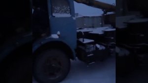 Заводим МАЗ 500 после недельного простоя
