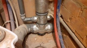 Уплотнительное кольцо на 110 трубу .