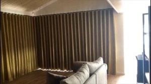 Электрические шторы с угловыми загибами