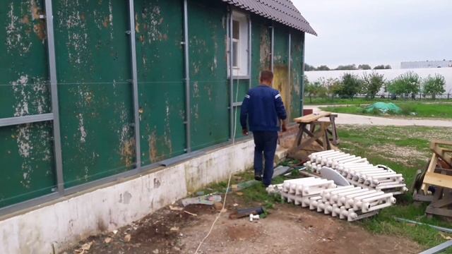 РЕМОНТ ОФИСА ПРОДОЛЖАЕТСЯ, КАК СНАРУЖИ, ТАК И ВНУТРИ... смотреть онлайн