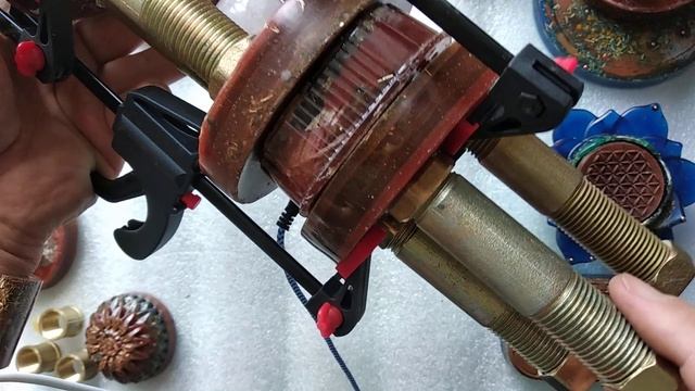 Пушка оргонной энергии из модульных клаудбастеров, генератор энергии жизни. Шотган Шварценеггера))) смотреть онлайн