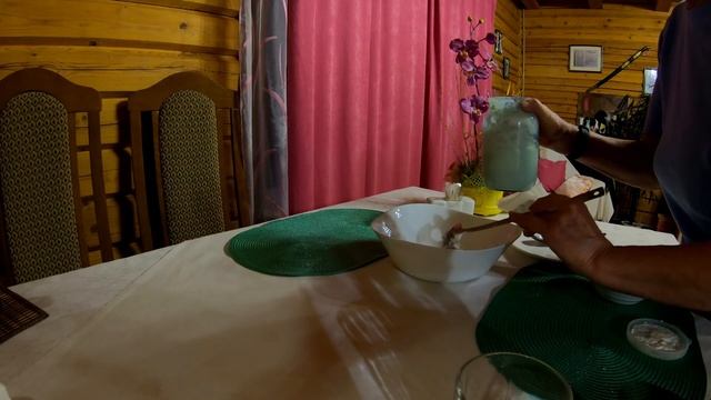 Домашнее масло за 20 минут из сметаны без маслобойки