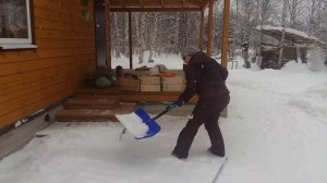 Лопата снеговая Монблан