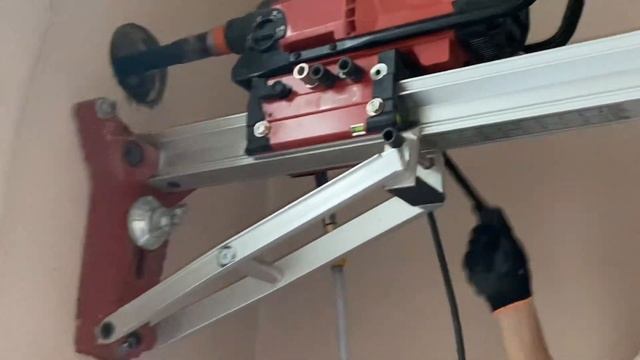 Бурение отверстий в стене 800мм смотреть онлайн