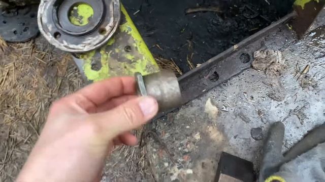 Запрессовка сухой гильзы в блок цилиндров двигателя Perkins V8.540 смотреть онлайн