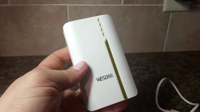WESDAR 10000mAh Backup External Battery with Flashlight Dual USB смотреть онлайн