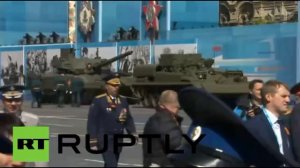Танк Армата заглох на Красной площади