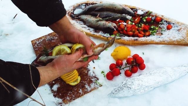 Как приготовить вкуснейшую ФОРЕЛЬ НА УГЛЯХ/How To Cook Delicious TROUT ON The COALS