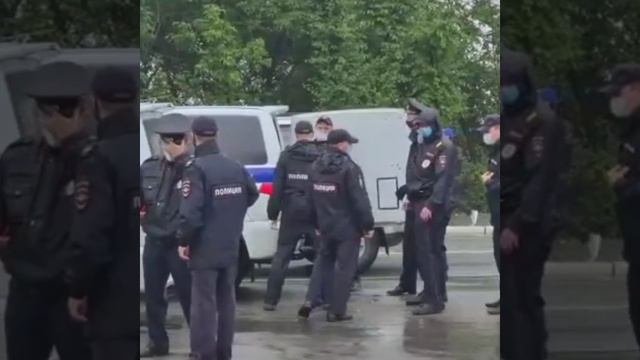 В Находке полиция арестовывает людей на забастовке