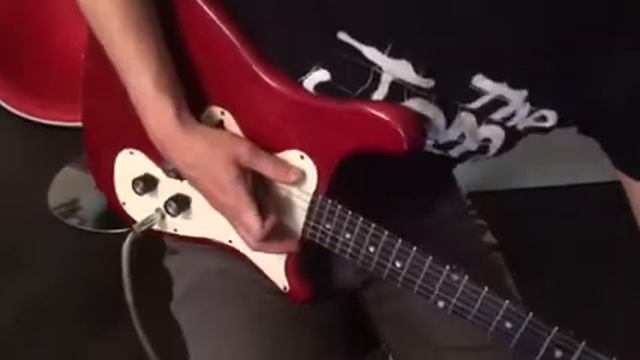 1965 Epiphone Coronet (one pickup) смотреть онлайн