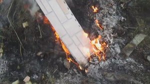 Горит или нет виниловый цокольный сайдинг