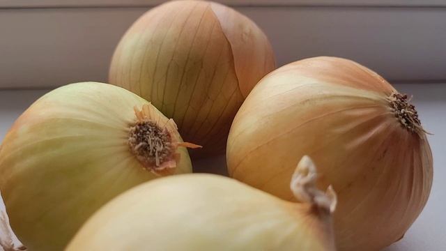 Один РЕПЧАТЫЙ ЛУК вызывает НЕОБРАТИМЫЙ процесс в организме! Что творит лук! смотреть онлайн