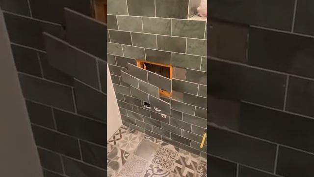 Люк РЗ под плитку защелка