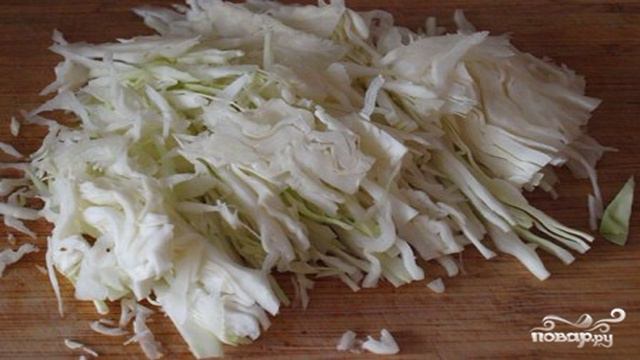 Тушеная капуста с колбасками