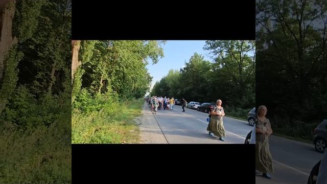 Закончился второй день Почаевского крестного Хода 2023 смотреть онлайн