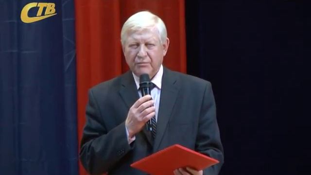 ДЕНЬ ПОЛИЦИИ ТОРЖЕСТВЕННО ОТМЕТИЛИ В ДК МГОКА смотреть онлайн