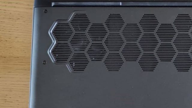 Alienware M15 R3 Review| The Gaming Beast смотреть онлайн