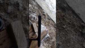 Выколачивание втулок на стреле мини экскаватора.