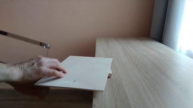 Упор направляющий для лобзика
