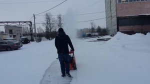 Снегоуборщик UMC 6.5 лс с акб