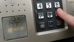 Сломанный домофон vizit БВД 431