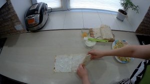 Треугольники с сыром и зеленью - вкуснее не придумаешь!