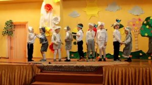 На полянке зайцы танцевали)))