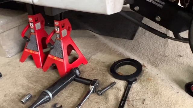 Fox Body Mustang Rear Lowering Springs Installation смотреть онлайн