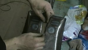 Бас гитара лопата рельсовая сталь (Bass guitar from shovel)