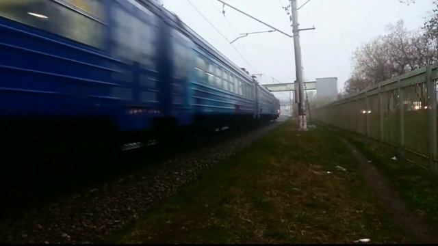 На всей скорости Электропоезд ( ЭД4М 0401 ) экспресс "РЭКС" смотреть онлайн