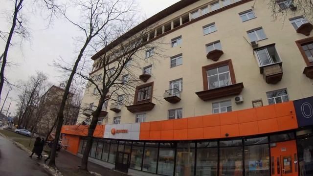 Москва. Трешка в Перово. Дом 1930-х. Обзор квартиры смотреть онлайн