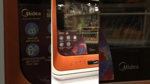 Компактная посудомоечная машина Midea MCFD42900OR MINI. Не требует подключения к воде. Обзор