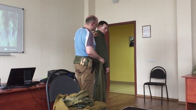 Иммобилизация предплечья и плеча при помощи косынки