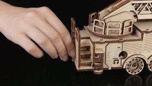 Деревянный механически-3D конструктор «Пожарная машина»