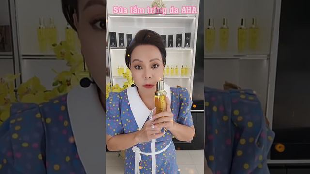 Săn khuyến mãi mua 2 triệu được 1 chai AHA, đánh bay da sần sùi, thô ráp với Sữa tắm trắng da AHA