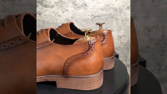 Модельные туфли для мужчин; броги; свадебные оксфорды из искусственной кожи; деловая мужская обувь; смотреть онлайн