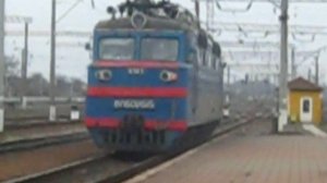 Электровоз ВЛ60ПК-1515 и приветливый машинист