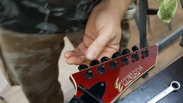 Edwards E-CV-98 King V. Отстройка, чистка, мелкий ремонт. смотреть онлайн