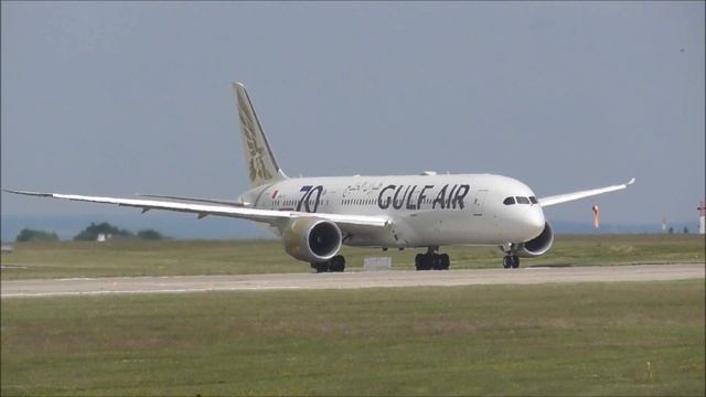 Gulf Air Boeing 787-9 | Arrival and Departure at Manchester Airport смотреть онлайн