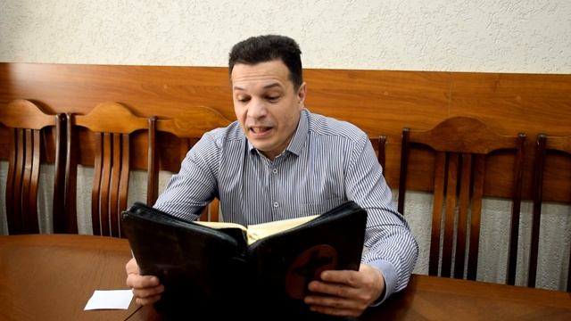 Поздравление Тарасова С.В. с праздником Вознесения смотреть онлайн