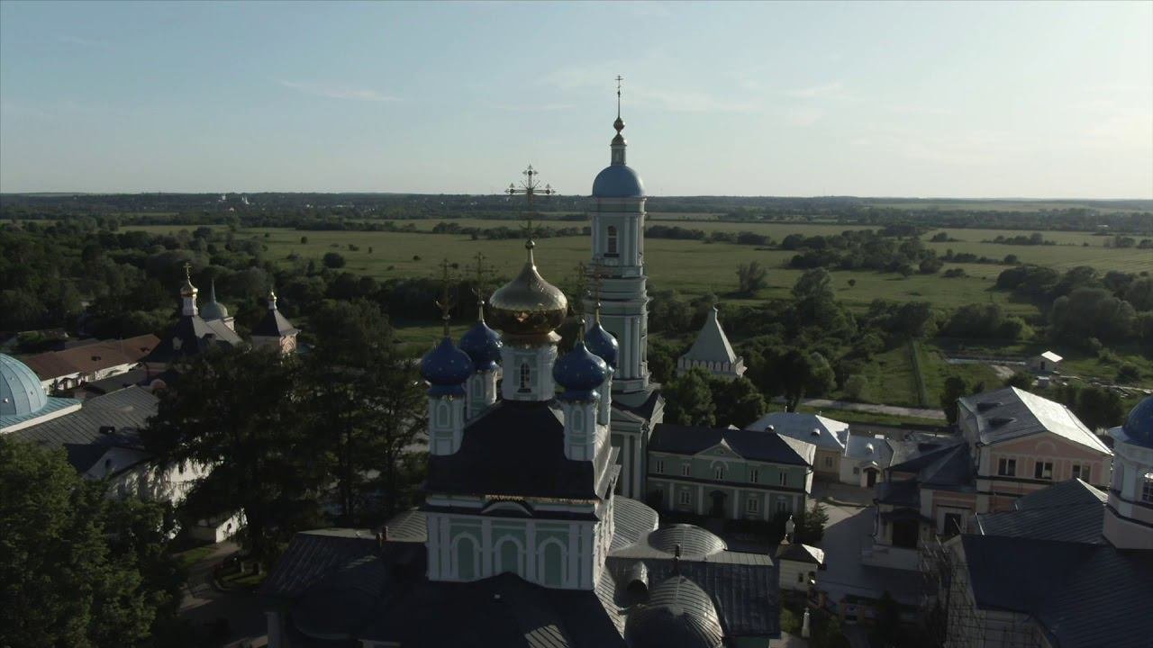 Видеохроника праздничных богослужений в день обретения мощей оптинских старцев