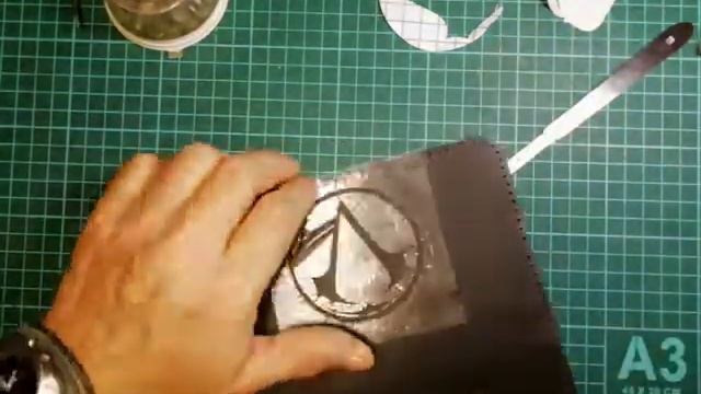 Простой рисунок на коже. Техника нанесения фольги. смотреть онлайн