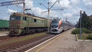 "Скоростной поезд" HRCS2-001 "Хюндай" "Киев - Запорожье"