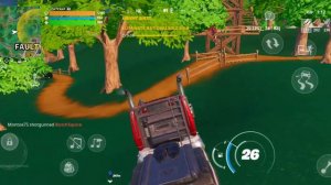 Fortnite on Samsung Galaxy S10 (60 fps) - how to win 🤣